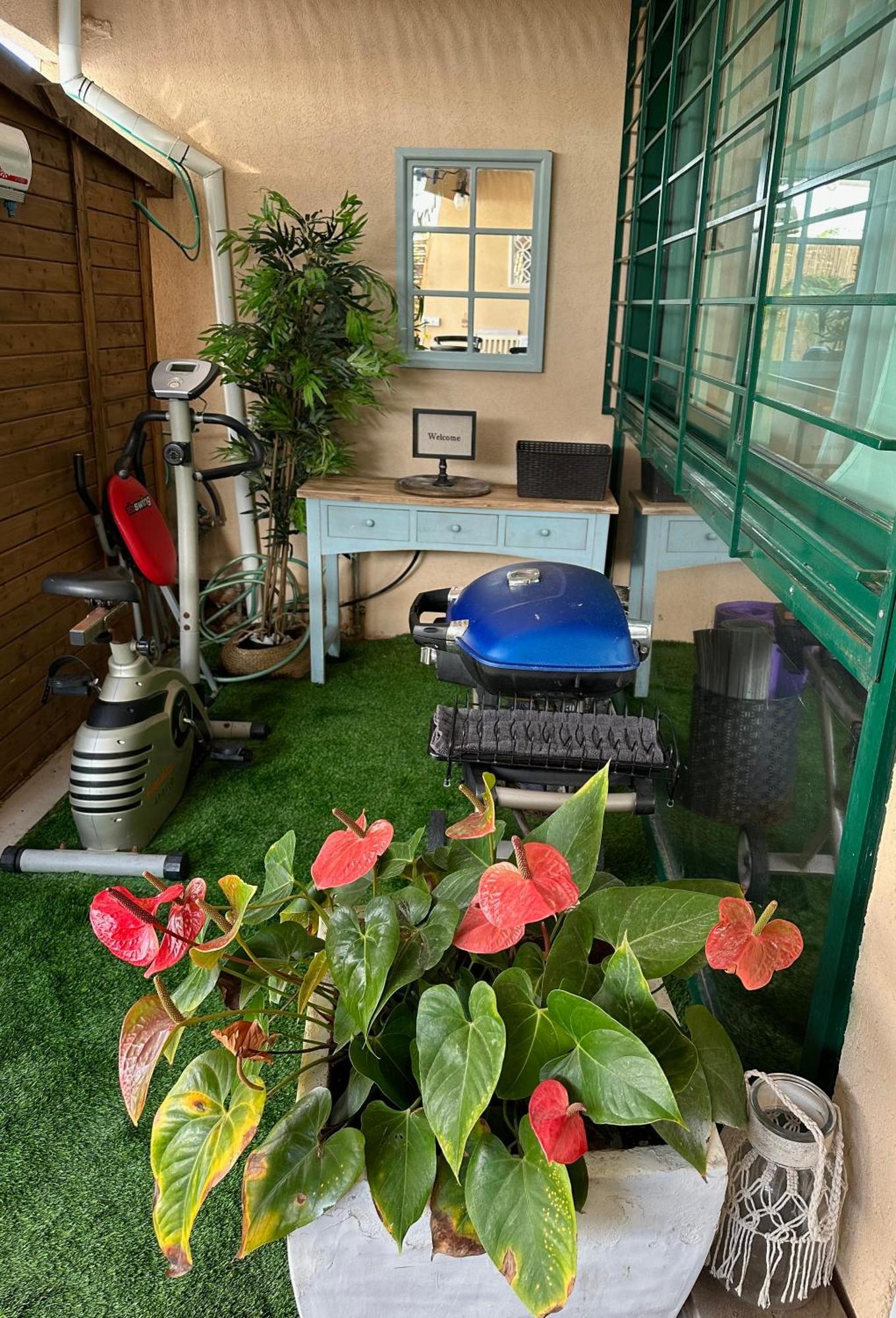 Habostan Ceasarea, הבוסתן בקיסריה Apartment Ngoại thất bức ảnh